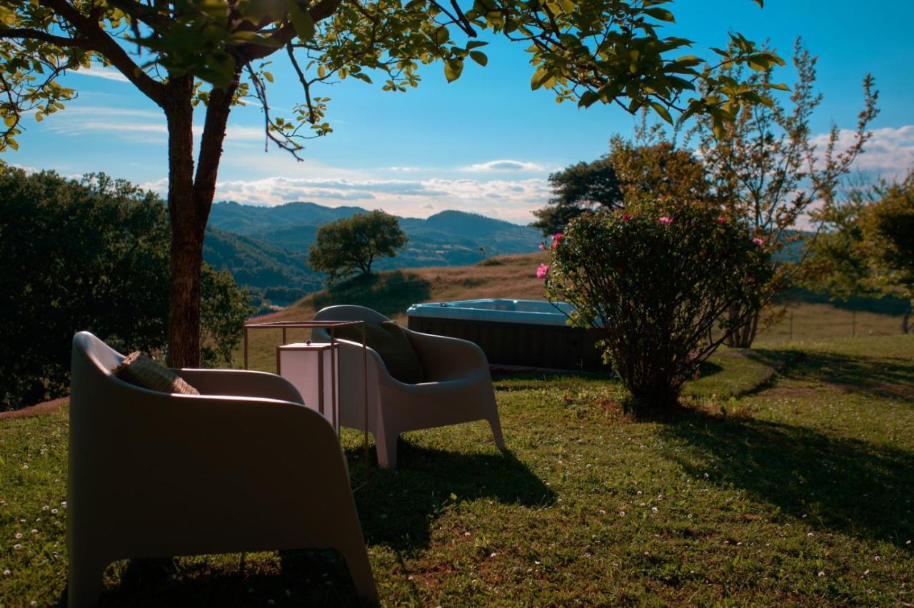 Casa Vacanze Colonnata Gubbio Bagian luar foto