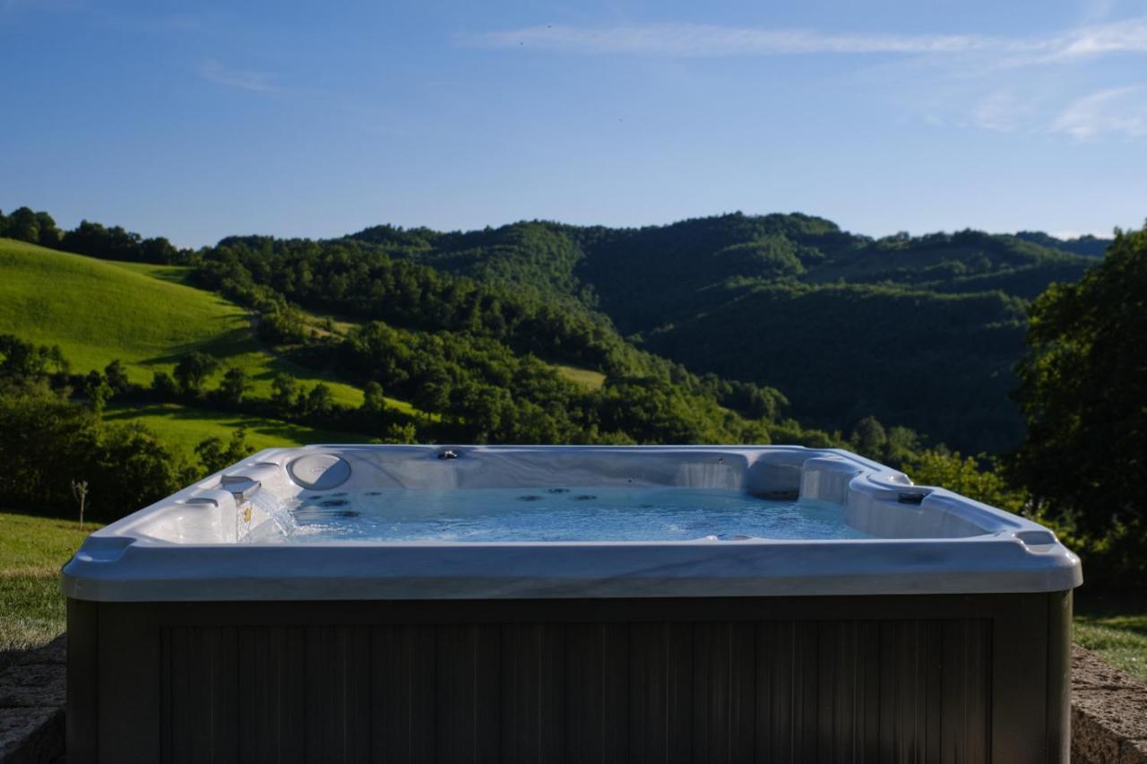 Casa Vacanze Colonnata Gubbio Bagian luar foto