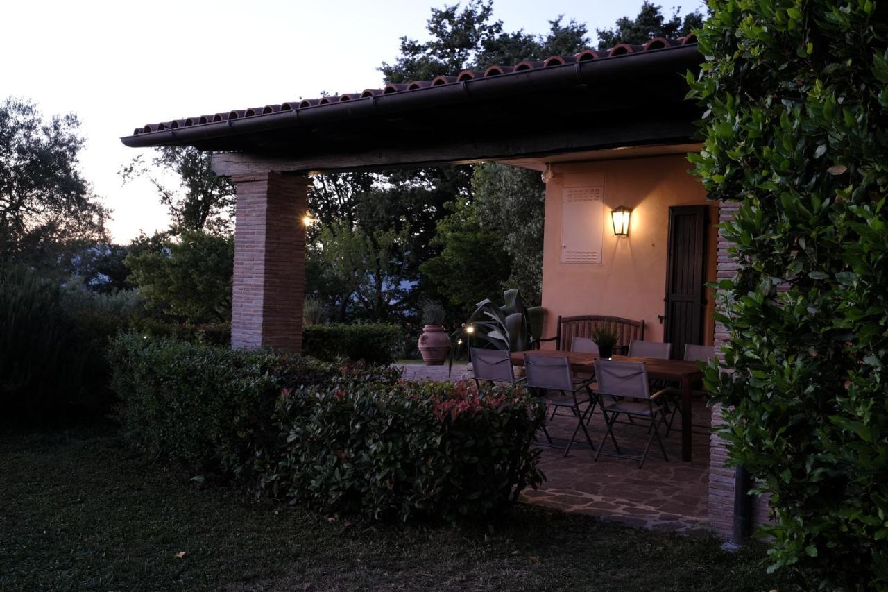 Casa Vacanze Colonnata Gubbio Bagian luar foto