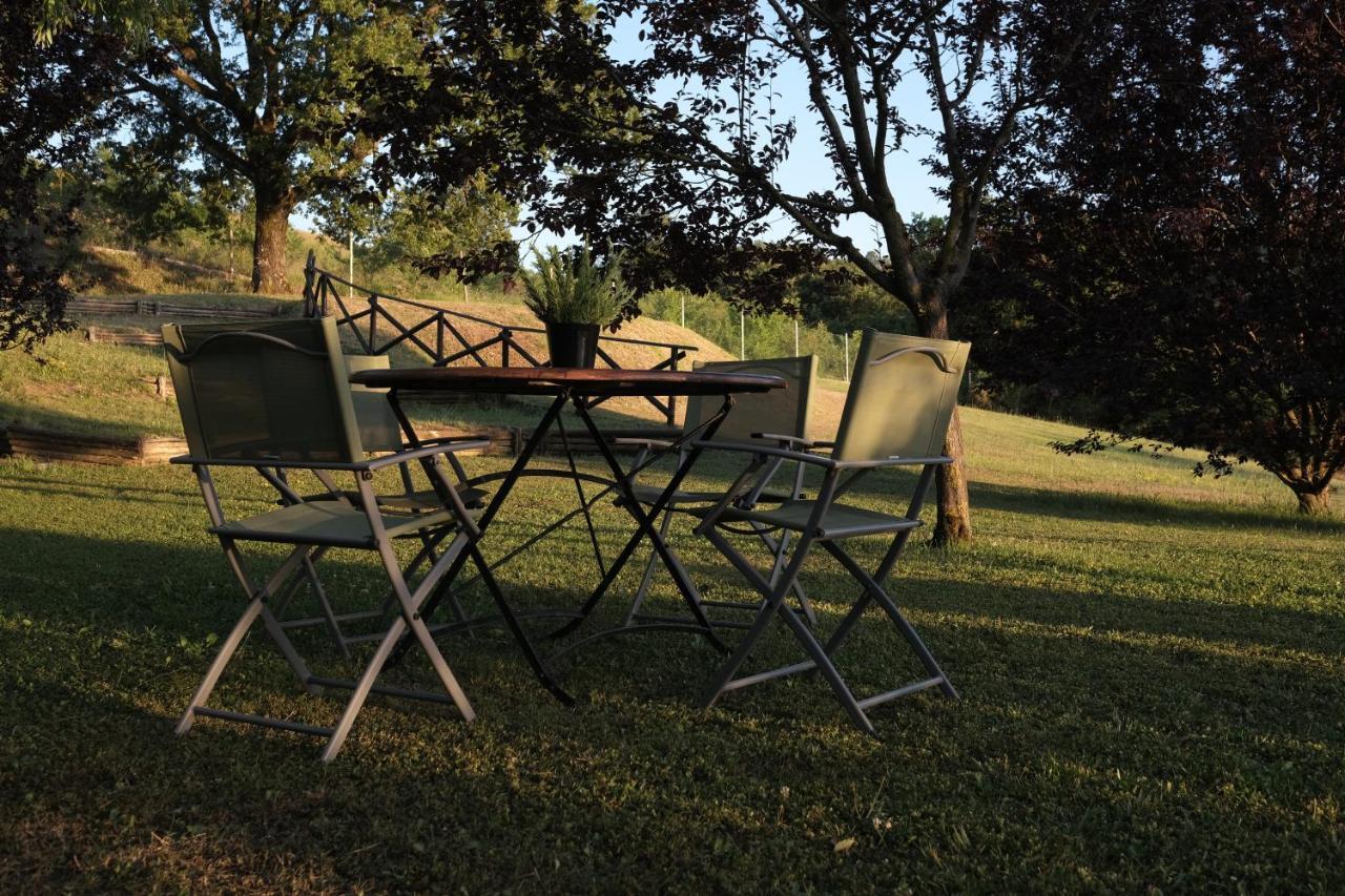 Casa Vacanze Colonnata Gubbio Bagian luar foto