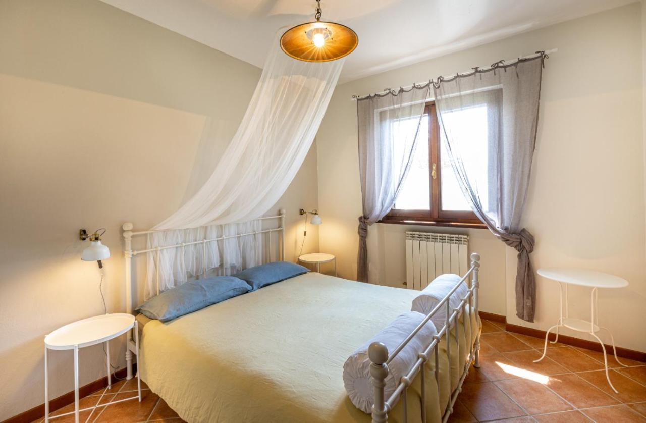 Casa Vacanze Colonnata Gubbio Bagian luar foto