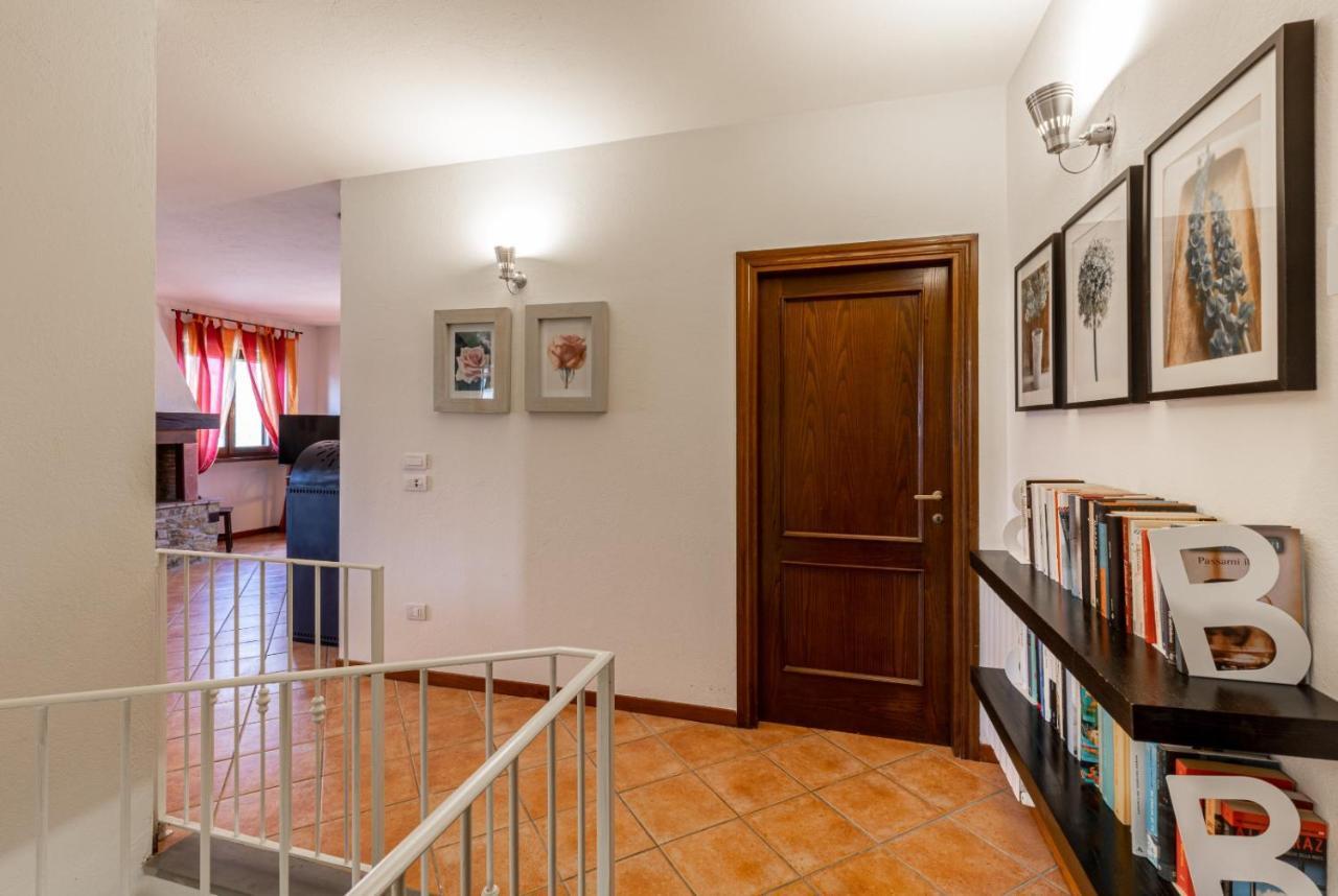 Casa Vacanze Colonnata Gubbio Bagian luar foto